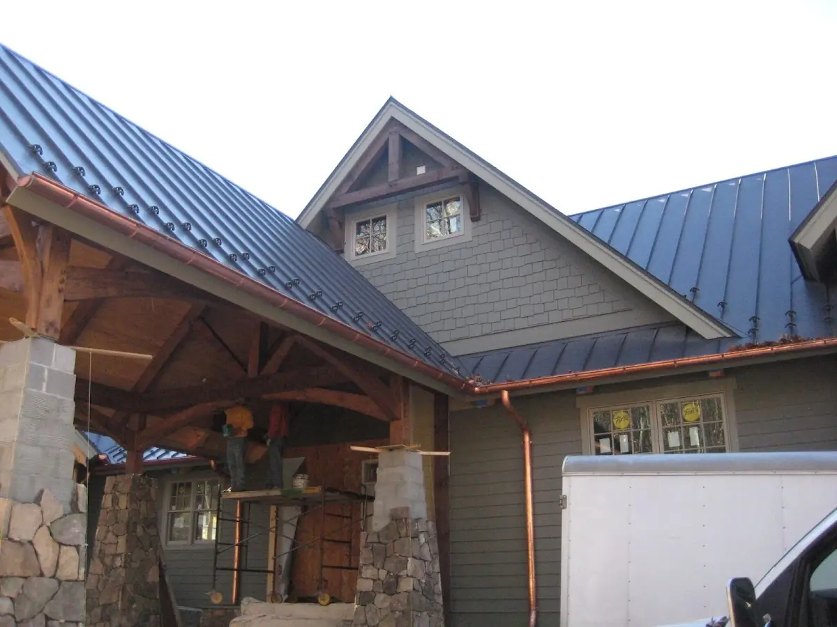 Craftsman Roofing team delivering quality roofing work in Broad Run Farms